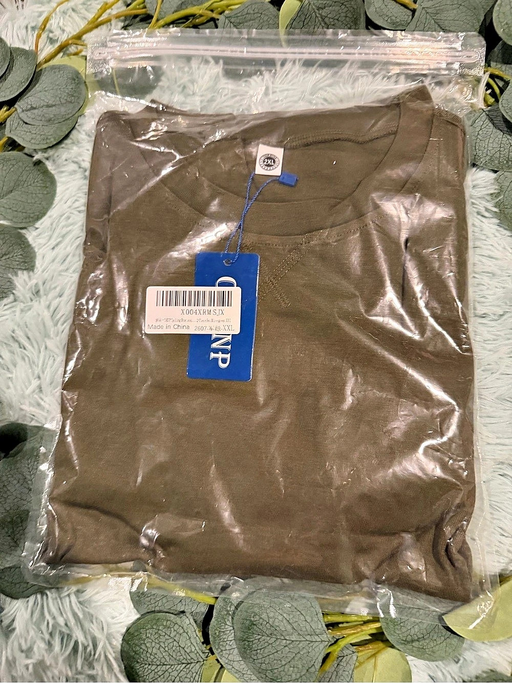 Olive Short Sleeve Top Size Medium NWT